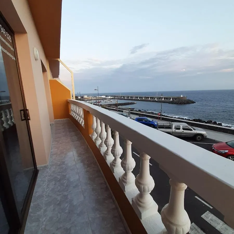 Vv 121 Con Balcon En Primera Linea De Mar La Restinga